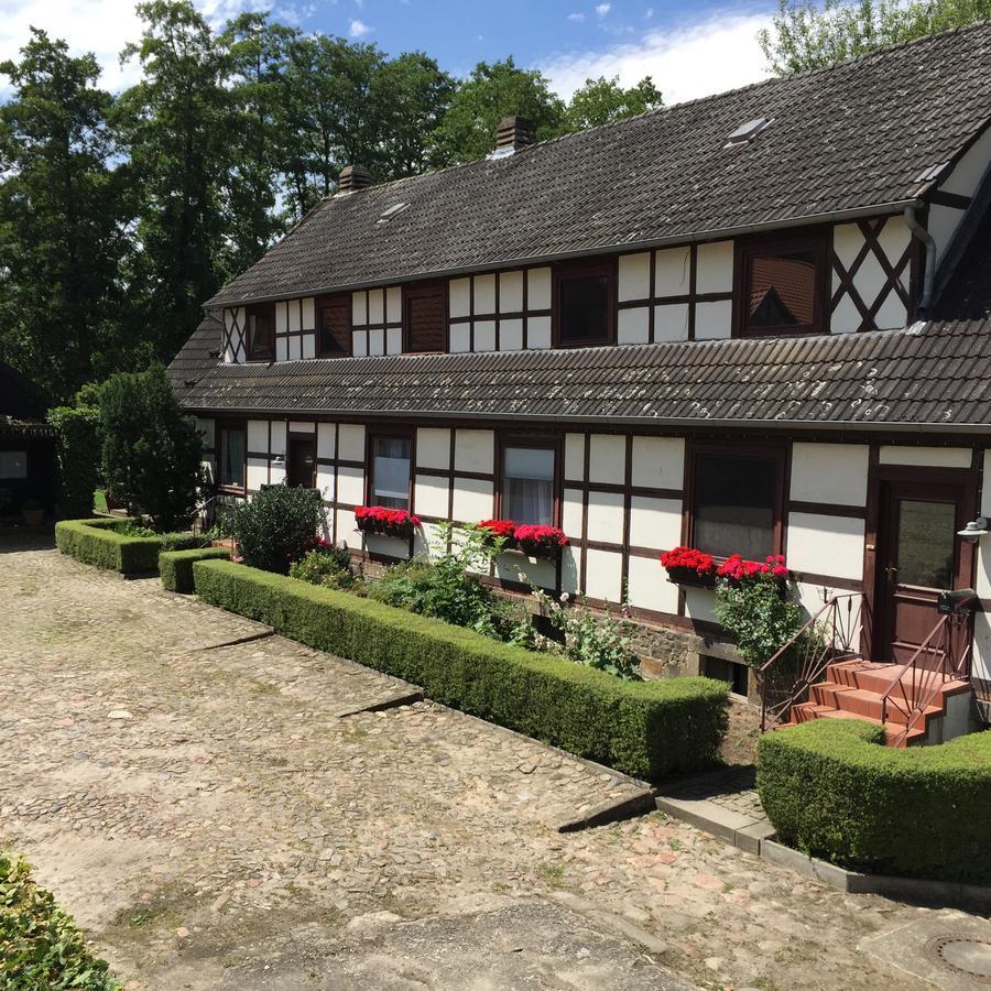 Engels Hof Wolfsburg Bagian luar foto